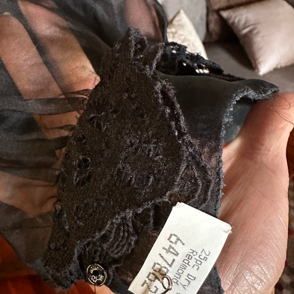 Oscar de la Renta Vintage Silk Organza Lace Blouse Black Sheer Ruffle Top sz 4 - Picture 7 of 10